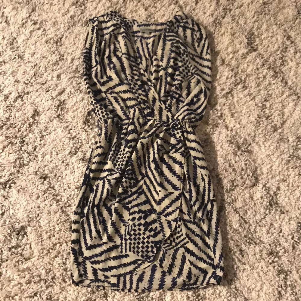Blue and white patterned dress